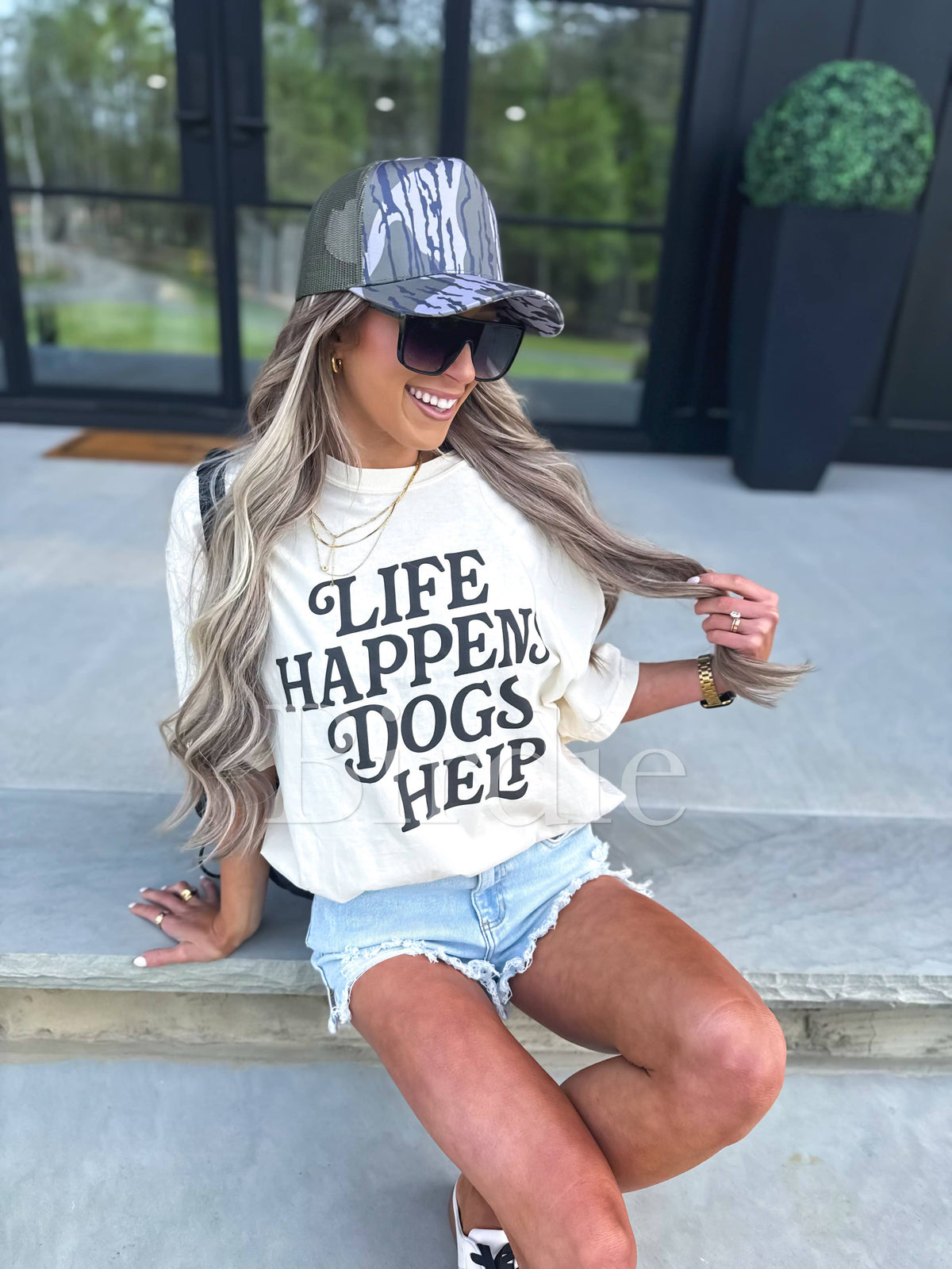 Life Happens Dogs Help Graphic Tee on Ivory: M