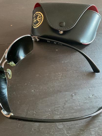 Ray Ban Navigator Sunglasses