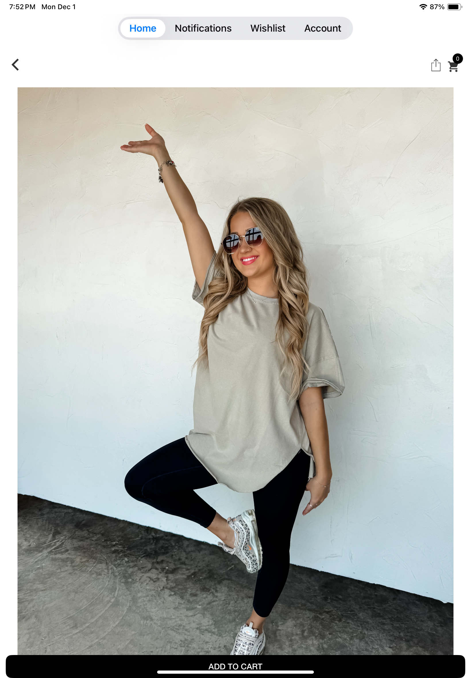 Joey Oversized tee in olive